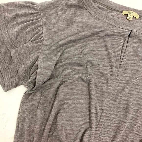 Top - Picture 3 of 3